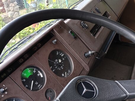 1991 Mercedes-Benz 814, белый, 520000 рублей, вид 4