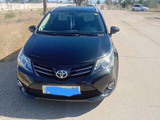 2011 Toyota Avensis III Рестайлинг, чёрный, 1650000 рублей, вид 1