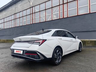 2023 Hyundai Elantra N Line VII (CN7) Рестайлинг, белый, 2200000 рублей, вид 5