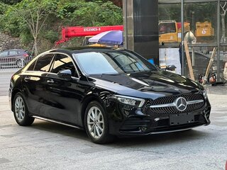 2020 Mercedes-Benz A-Класс 180 Long IV (W177), чёрный, 1690002 рублей, вид 1