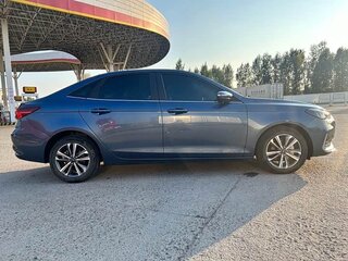 2023 Ford Escort VI Рестайлинг 2, синий, 890000 рублей, вид 4