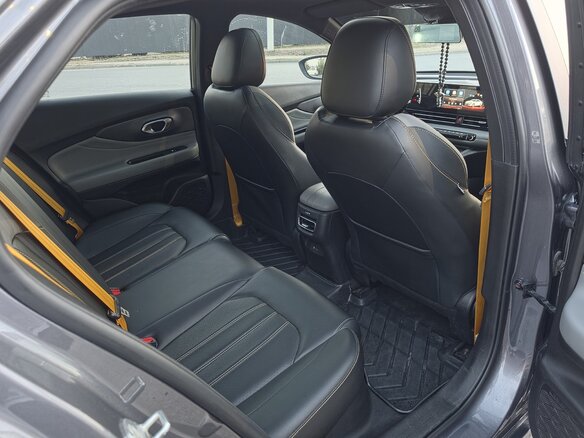 2021 GAC Trumpchi Empow, серый, 2120000 рублей - вид 18