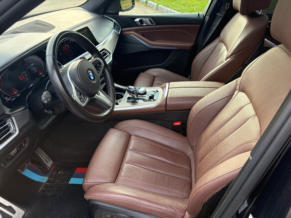 2021 BMW X5 40i IV (G05/G18), синий, 7900000 рублей - вид 2