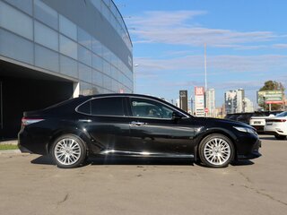 2019 Toyota Camry VIII (XV70), чёрный, 2890000 рублей, вид 4