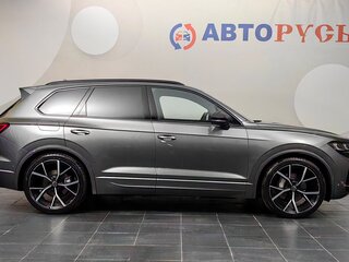2026 Volkswagen Touareg III Рестайлинг, серый, 14750000 рублей, вид 4