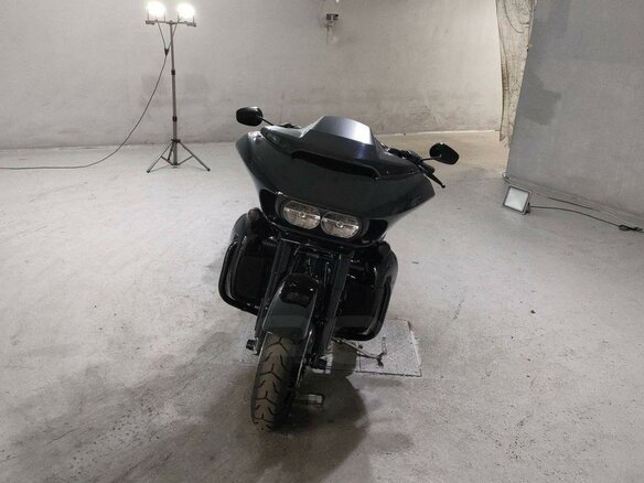 2020 Harley-Davidson Road Glide, чёрный, 2390000 рублей - вид 3