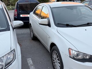 2008 Mitsubishi Lancer X, белый, 665000 рублей, вид 1
