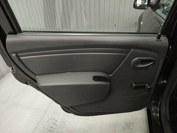2011 Renault Logan I Рестайлинг, чёрный - вид 14