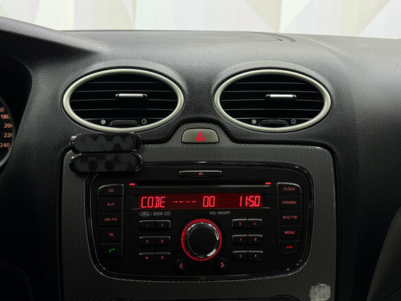 2010 Ford Focus II Рестайлинг, чёрный - вид 15