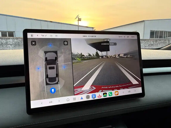 2025 Roewe D6 54 kWh, серебристый, 1696520 рублей - вид 12