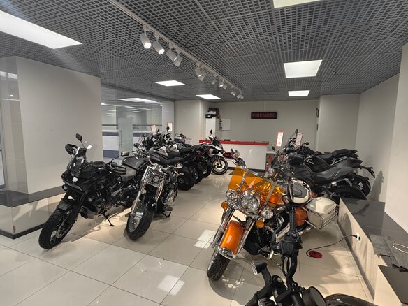 2025 Harley-Davidson Fat Boy, синий, 3300000 рублей - вид 35