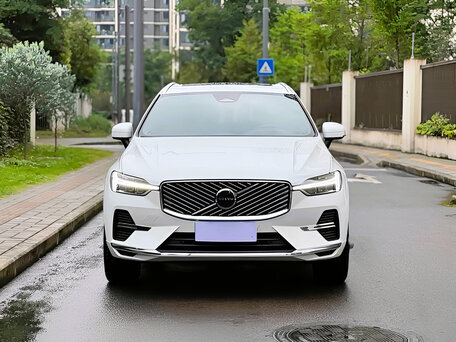 2026 Volvo XC60 II Рестайлинг 2, белый, 5650843 рублей, вид 2
