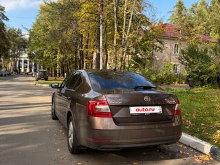 2020 Skoda Octavia III (A7) Рестайлинг, коричневый, 2100000 рублей, вид 4
