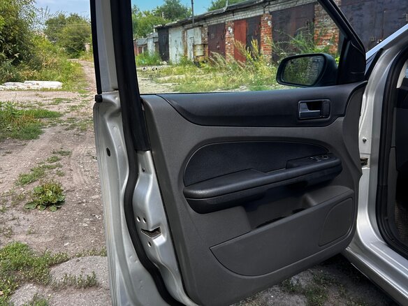2006 Ford Focus II, серебристый, 270000 рублей - вид 10