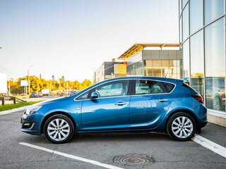 2013 Opel Astra J Рестайлинг, синий, 848000 рублей, вид 4