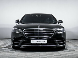 2021 Mercedes-Benz S-Класс 450 4MATIC VII (W223), чёрный, 6890000 рублей, вид 2