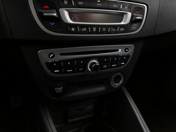 2011 Renault Fluence I, чёрный - вид 18
