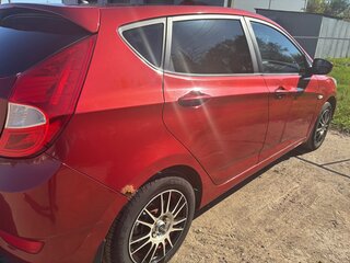 2012 Hyundai Solaris I, красный, 580000 рублей, вид 1