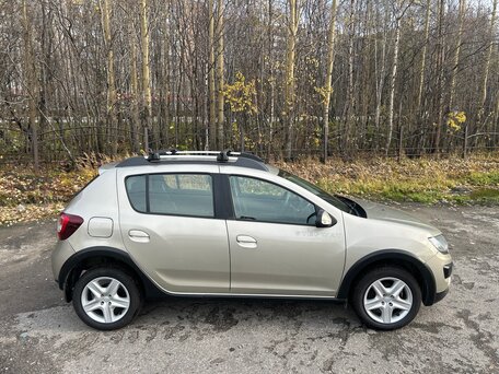2017 Renault Sandero Stepway II, бежевый, 855000 рублей, вид 2