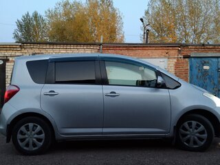 2005 Toyota Ractis I, серый, 520000 рублей, вид 2