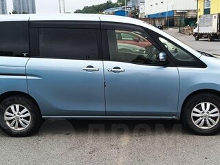 2014 Nissan Serena IV (C26), голубой, 1300000 рублей, вид 4
