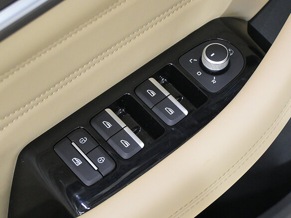 2024 Geely Monjaro (Xingyue L) I Рестайлинг (China Market), белый, 3590000 рублей - вид 15