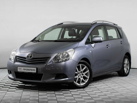 Toyota Verso I