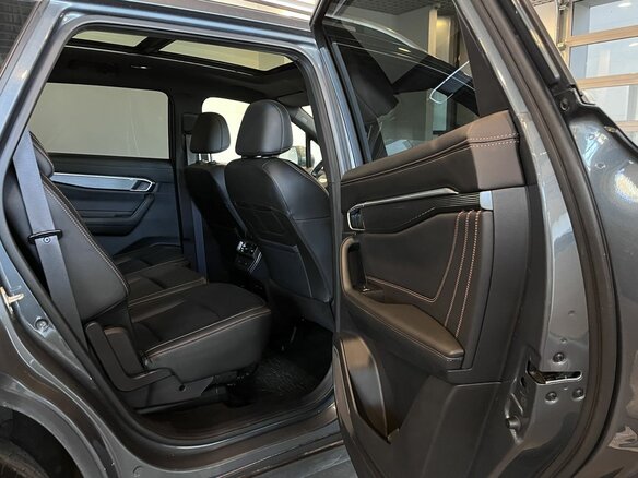 2023 Geely Okavango I Рестайлинг, серый, 3176000 рублей - вид 16