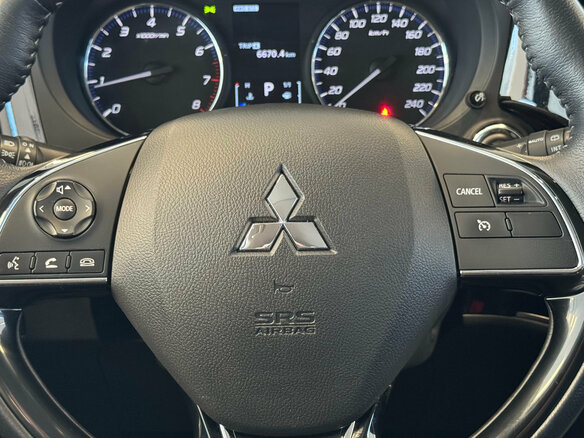 2019 Mitsubishi Outlander III Рестайлинг 3, чёрный, 1790000 рублей - вид 17