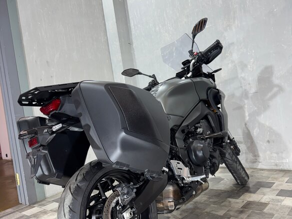 2022 Yamaha Tracer 9, серый, 1359000 рублей - вид 6