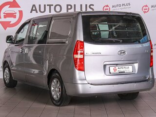 2011 Hyundai Grand Starex I, серый, 1445000 рублей, вид 2