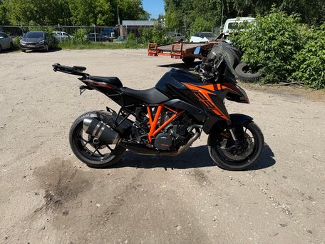 2019 KTM 1290 Super Duke GT, оранжевый, 1650000 рублей, вид 3