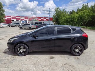 2013 Kia Ceed II, чёрный, 550000 рублей, вид 4