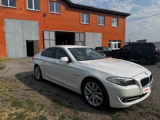 2012 BMW 5 серии 528i xDrive VI (F10/F11/F07), белый, 1850000 рублей, вид 2