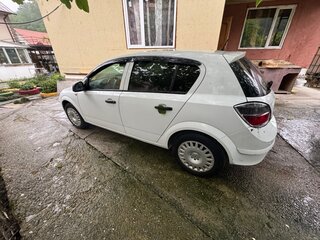 2014 Opel Astra H Рестайлинг, белый, 580000 рублей, вид 4