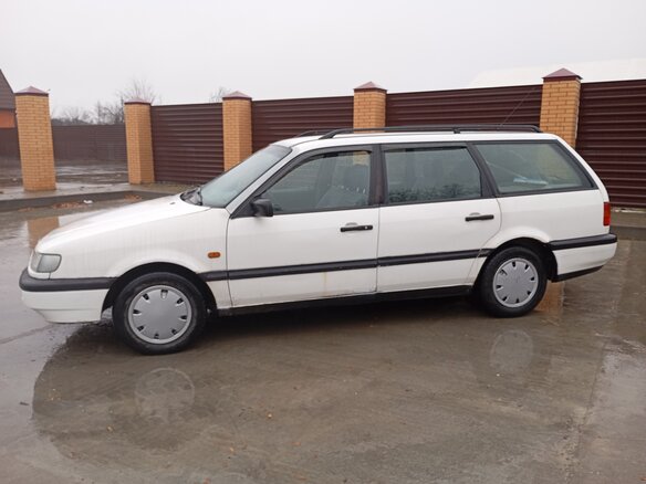 1994 Volkswagen Passat B4, белый, 180000 рублей - вид 3