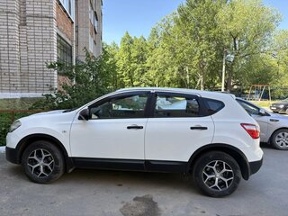 2013 Nissan Qashqai I Рестайлинг, белый, 1150000 рублей, вид 3