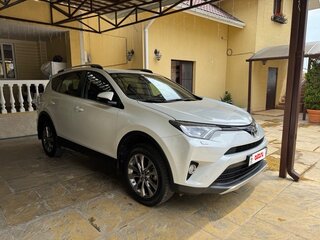 2018 Toyota RAV4 IV (XA40) Рестайлинг, белый, 2790000 рублей, вид 2