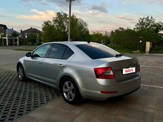 2014 Skoda Octavia III (A7), серебристый, 1350000 рублей, вид 4