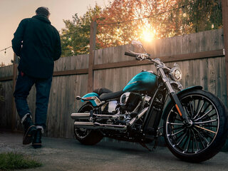 2026 Harley-Davidson Breakout, голубой, 3590000 рублей, вид 3