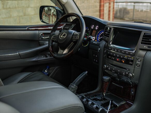 2008 Lexus LX 570 III, чёрный, 3380000 рублей - вид 5