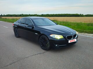 2012 BMW 5 серии 520i VI (F10/F11/F07), чёрный, 1800000 рублей, вид 3