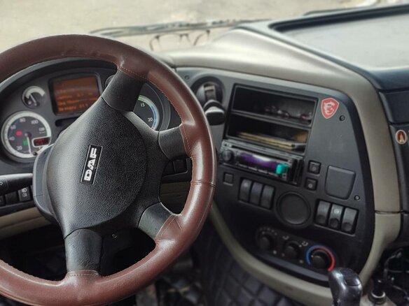 2012 DAF XF 105, белый, 3000000 рублей - вид 18
