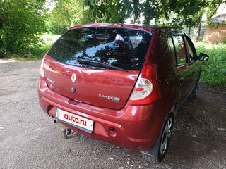 2013 Renault Sandero I, красный, 450000 рублей, вид 5