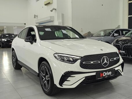 2025 Mercedes-Benz GLC Coupe 260 II (C254), белый, 7999000 рублей, вид 3