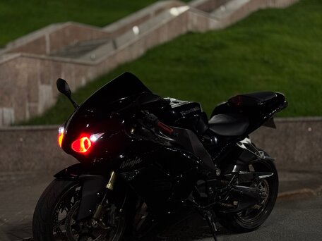 2006 Kawasaki ZX-10R Ninja, чёрный, 650000 рублей, вид 2