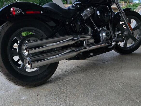 2023 Harley-Davidson Softail Standard, чёрный, 1220000 рублей - вид 1