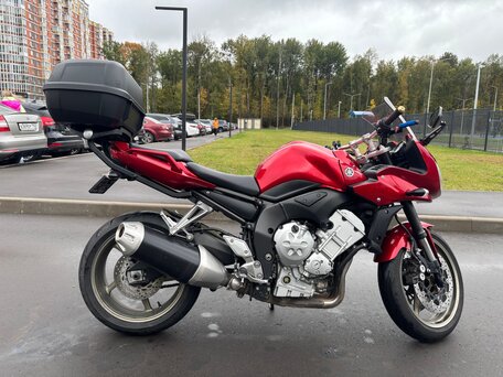 2008 Yamaha FZ1, красный, 600000 рублей, вид 2