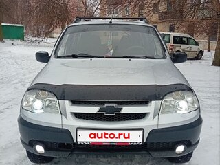 2010 Chevrolet Niva I Рестайлинг, серый, 565000 рублей, вид 1