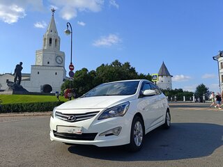 2016 Hyundai Solaris I Рестайлинг, белый, 1100000 рублей, вид 2